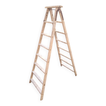 Workshop step stool in wood