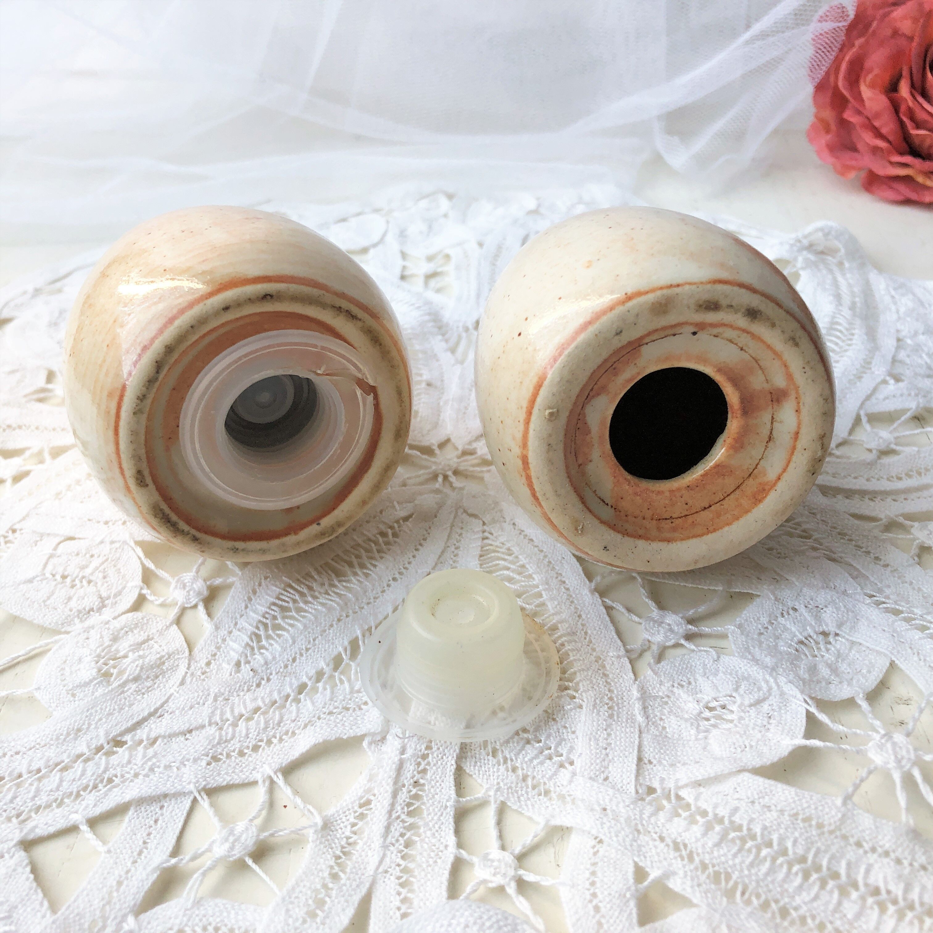 Salt shaker pepper glazed stoneware egg shape