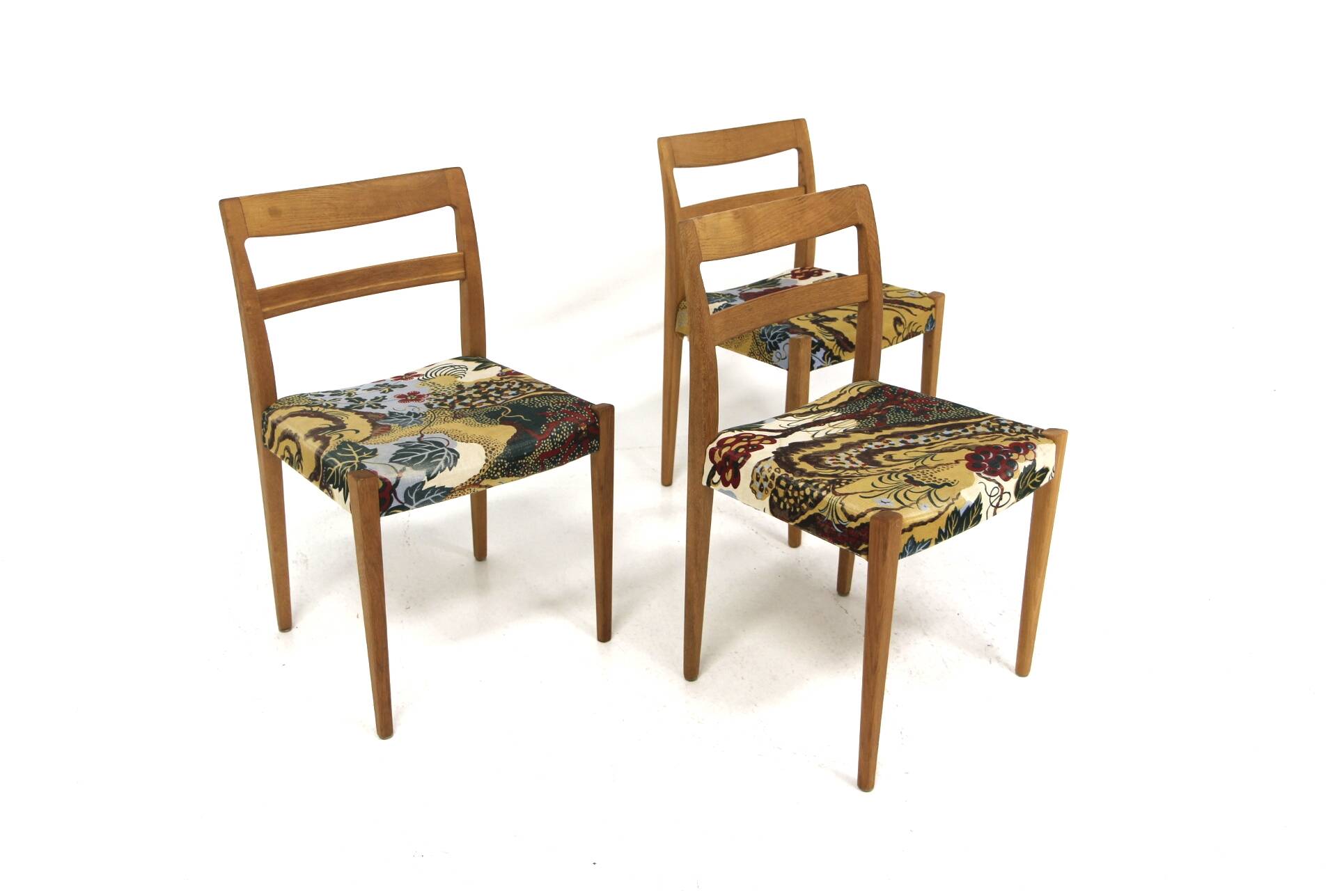 Set of 3 oak chairs "Garmi", Troeds, Sweden, 1960