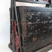 Lacquered wedding chest, China 19th century