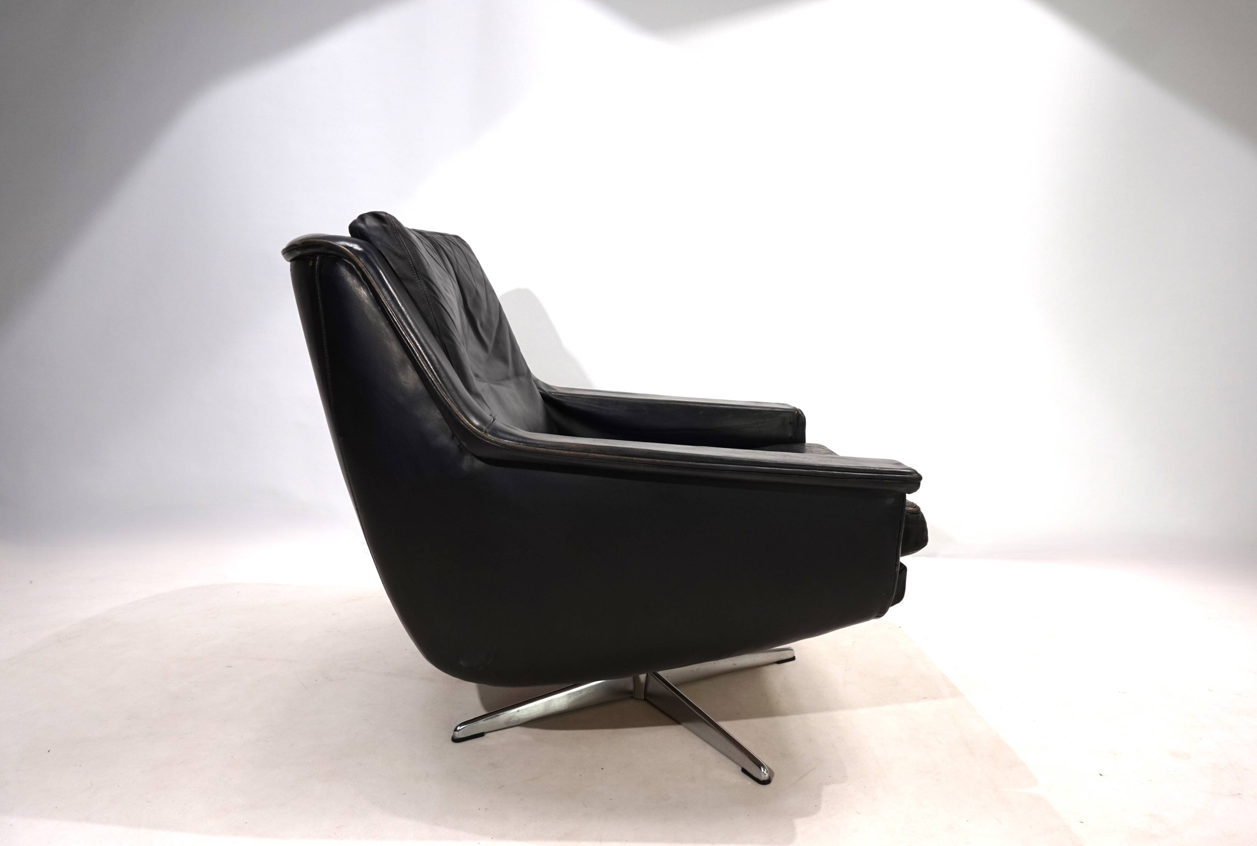 ESA 802 leather lounge chair by Werner Langenfeld, 1960