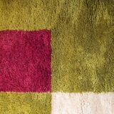 Handwoven Berber rug in pure wool, size 150 x 250 cm