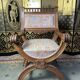 Fauteuil Dagobert « Curule » chêne
