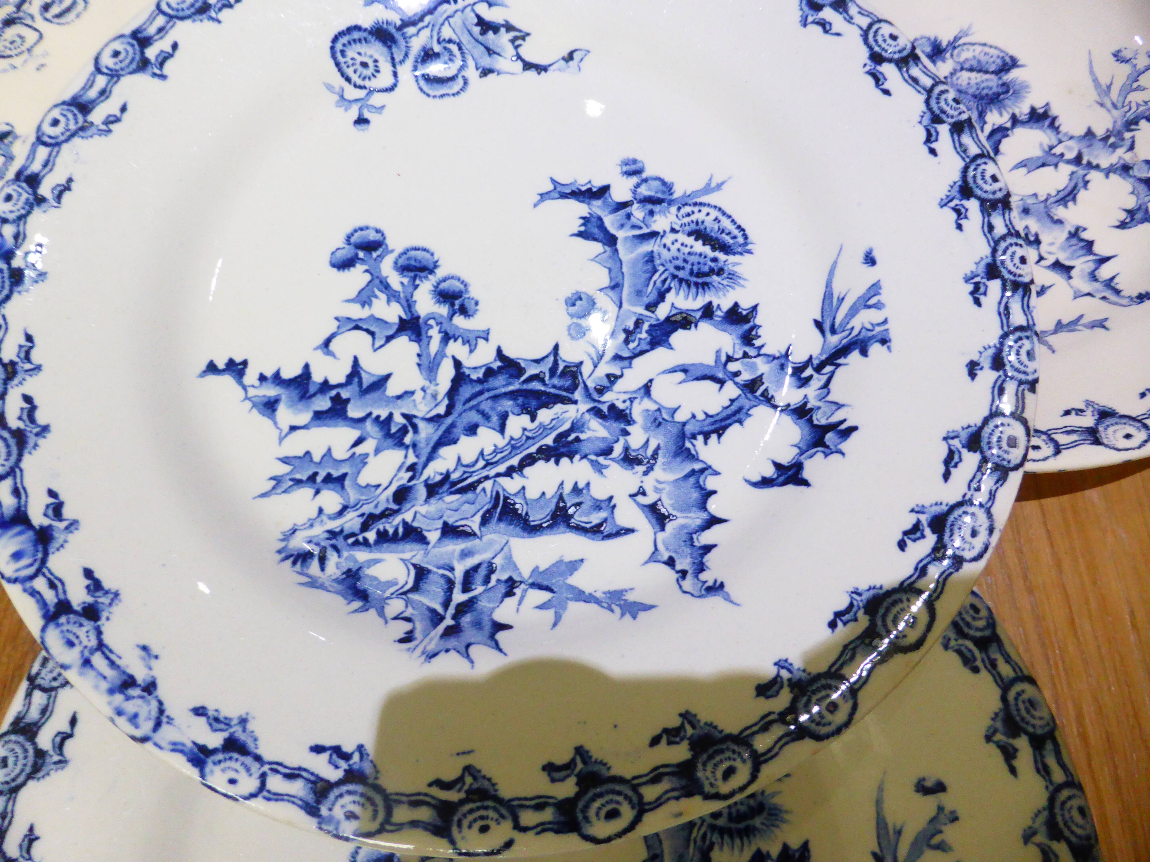 4 flat plates Gien Chardons (4)