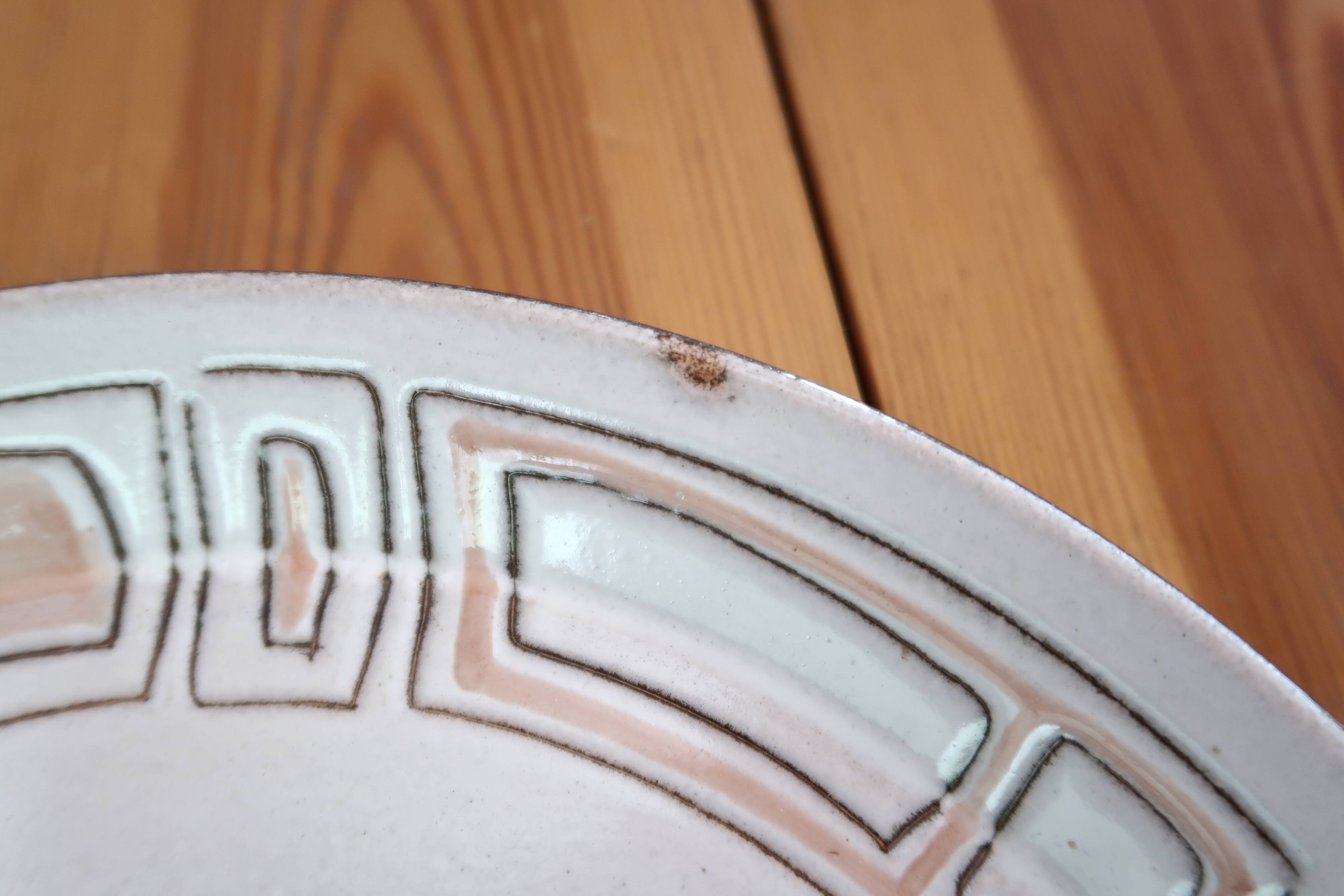 Hollow round dish "Maille" faience Niderviller, 60s