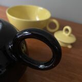 Solo teapot and cup