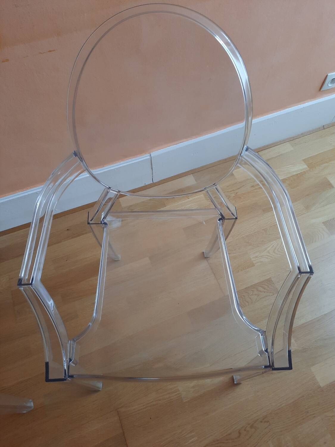 Pair of Louis Ghost Chairs, design Philippe Starck, Kartell edition