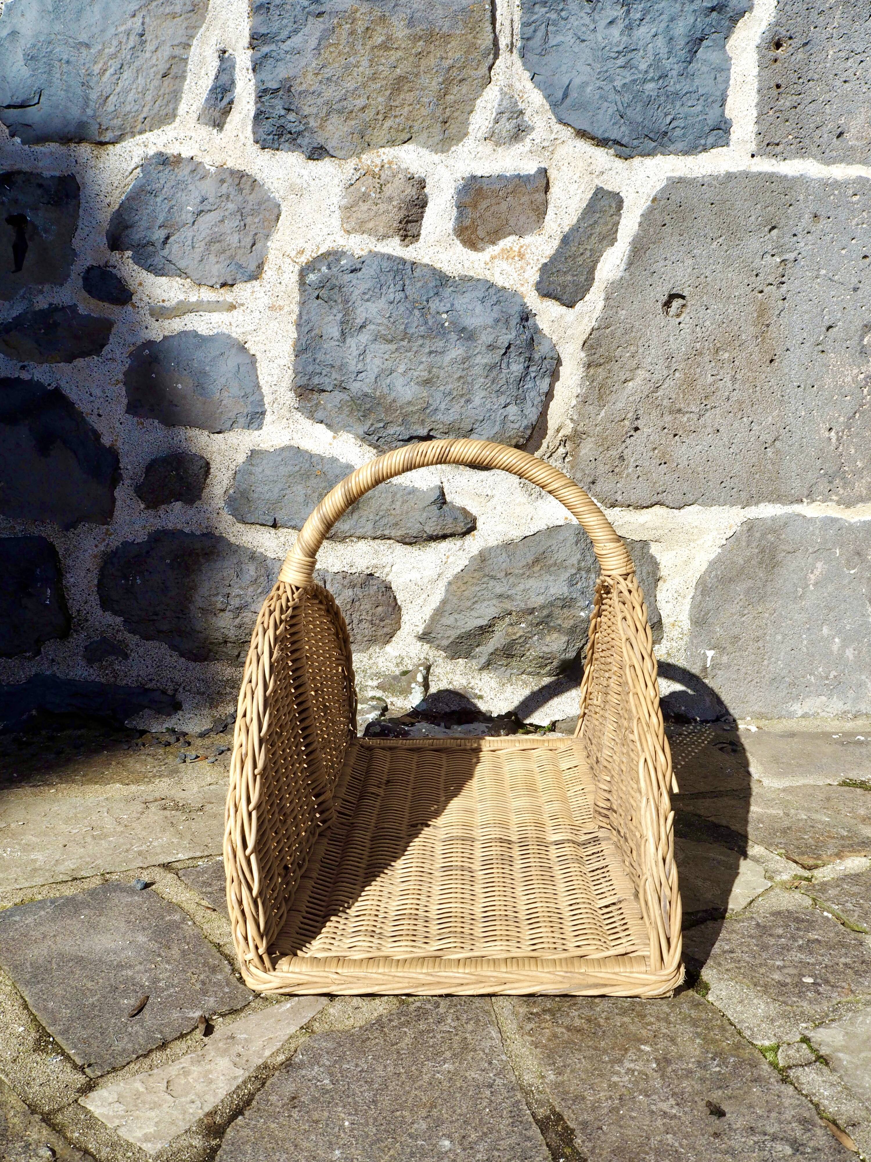 Wicker log basket