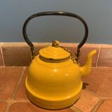 Yellow enamel kettle