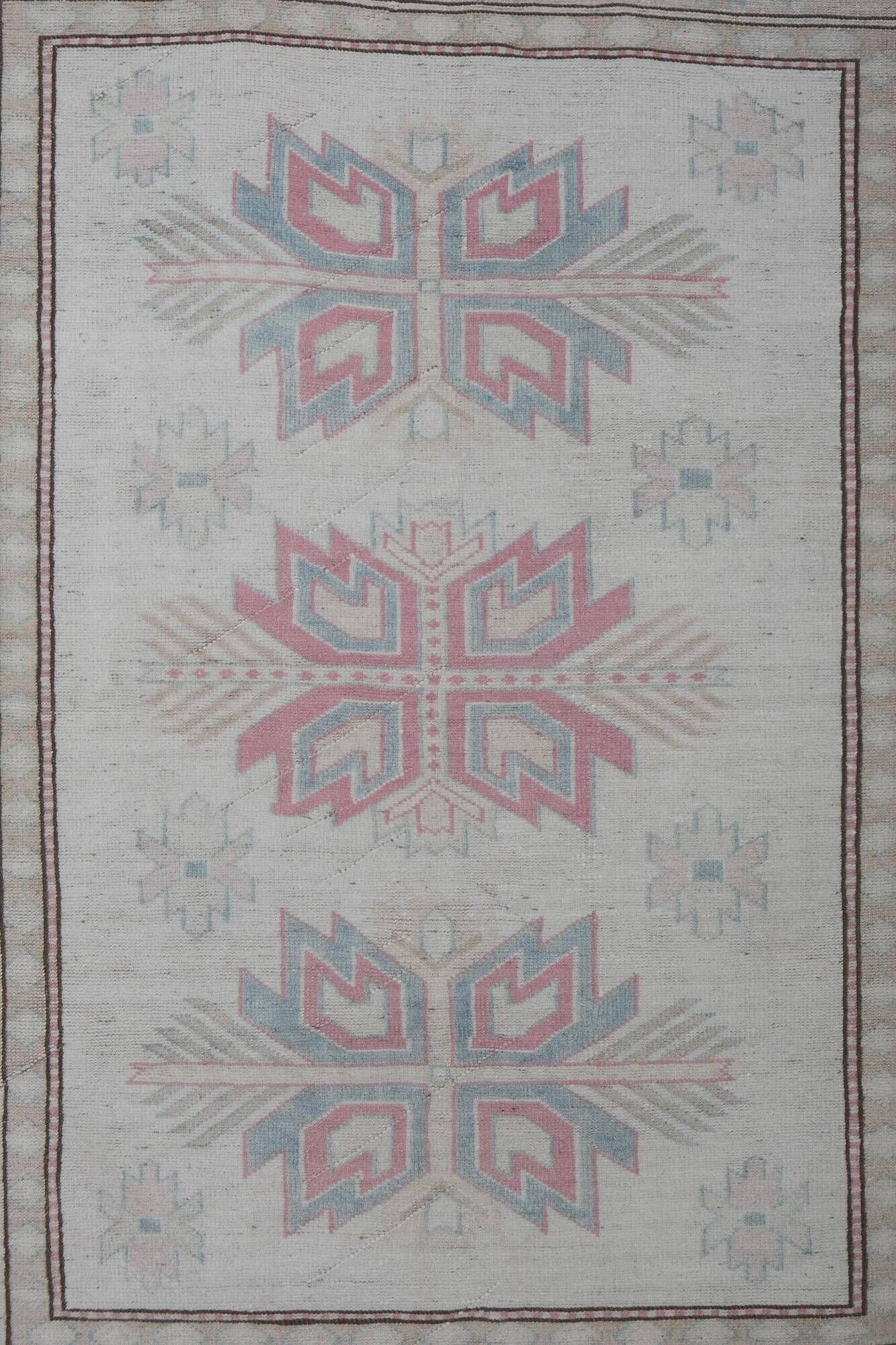 Vintage Turkish rug handmade 180x222 cm