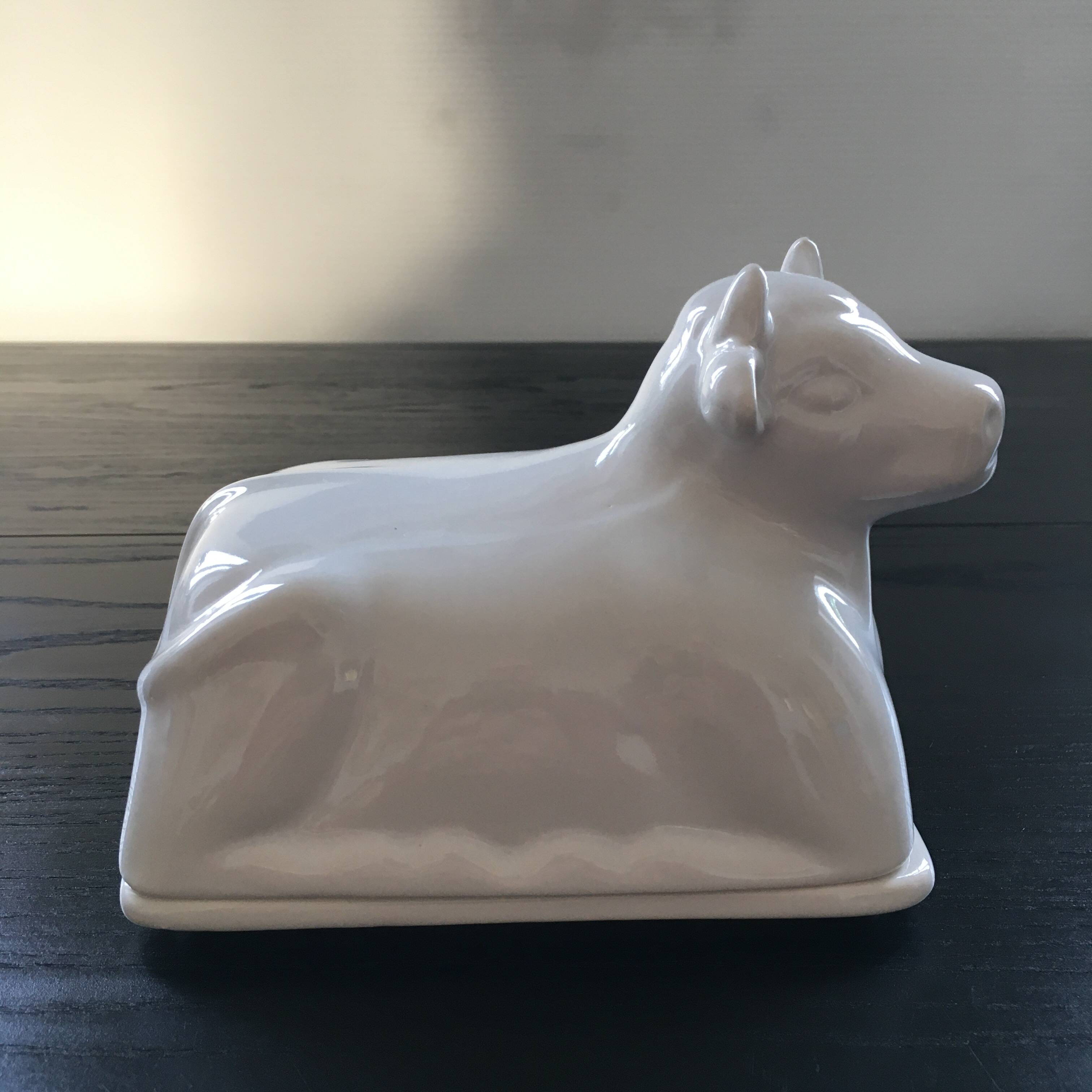 Porcelain cow butter dish