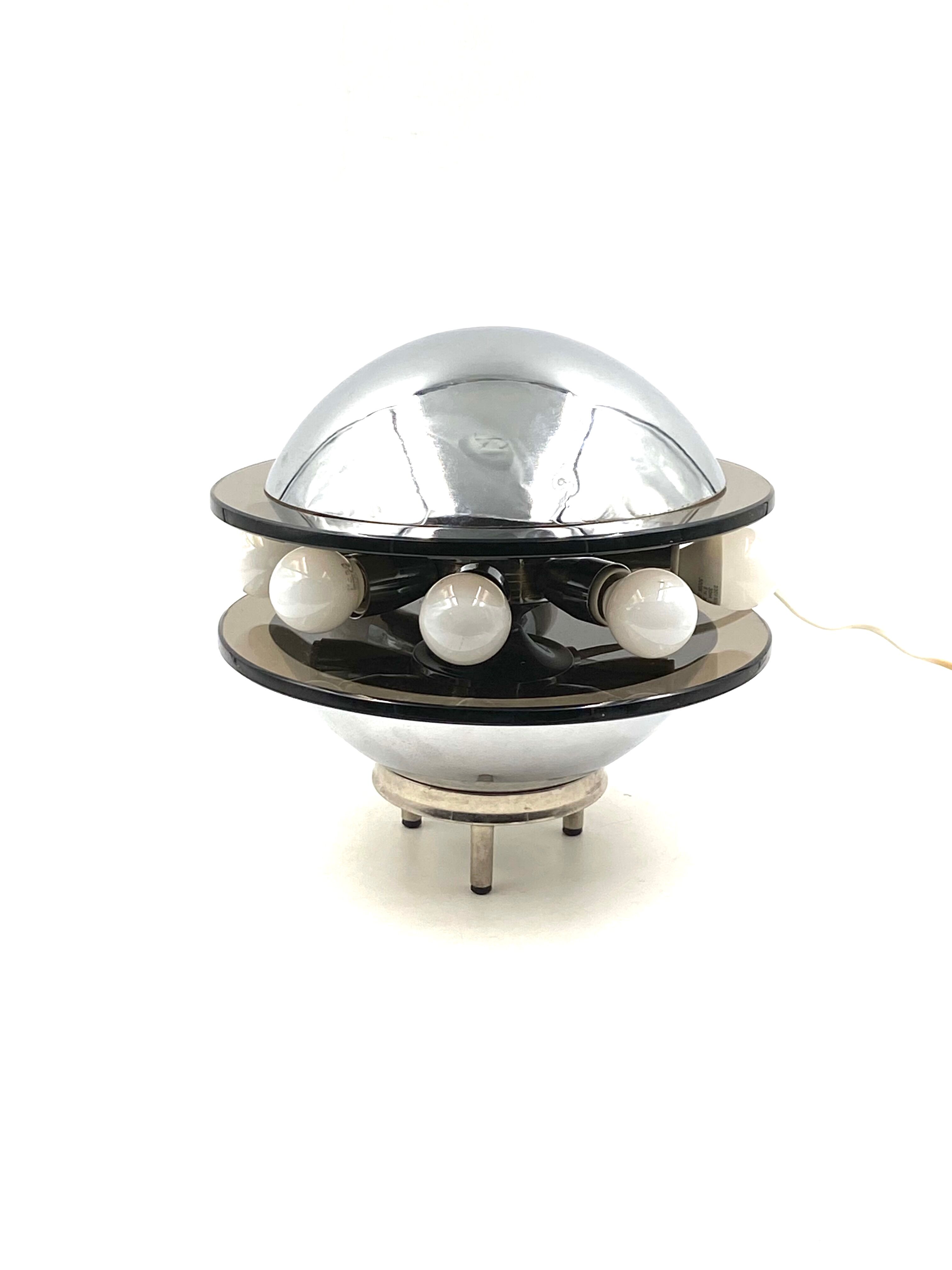 Space age flying saucer Ufo table lamp, Italy 1970s