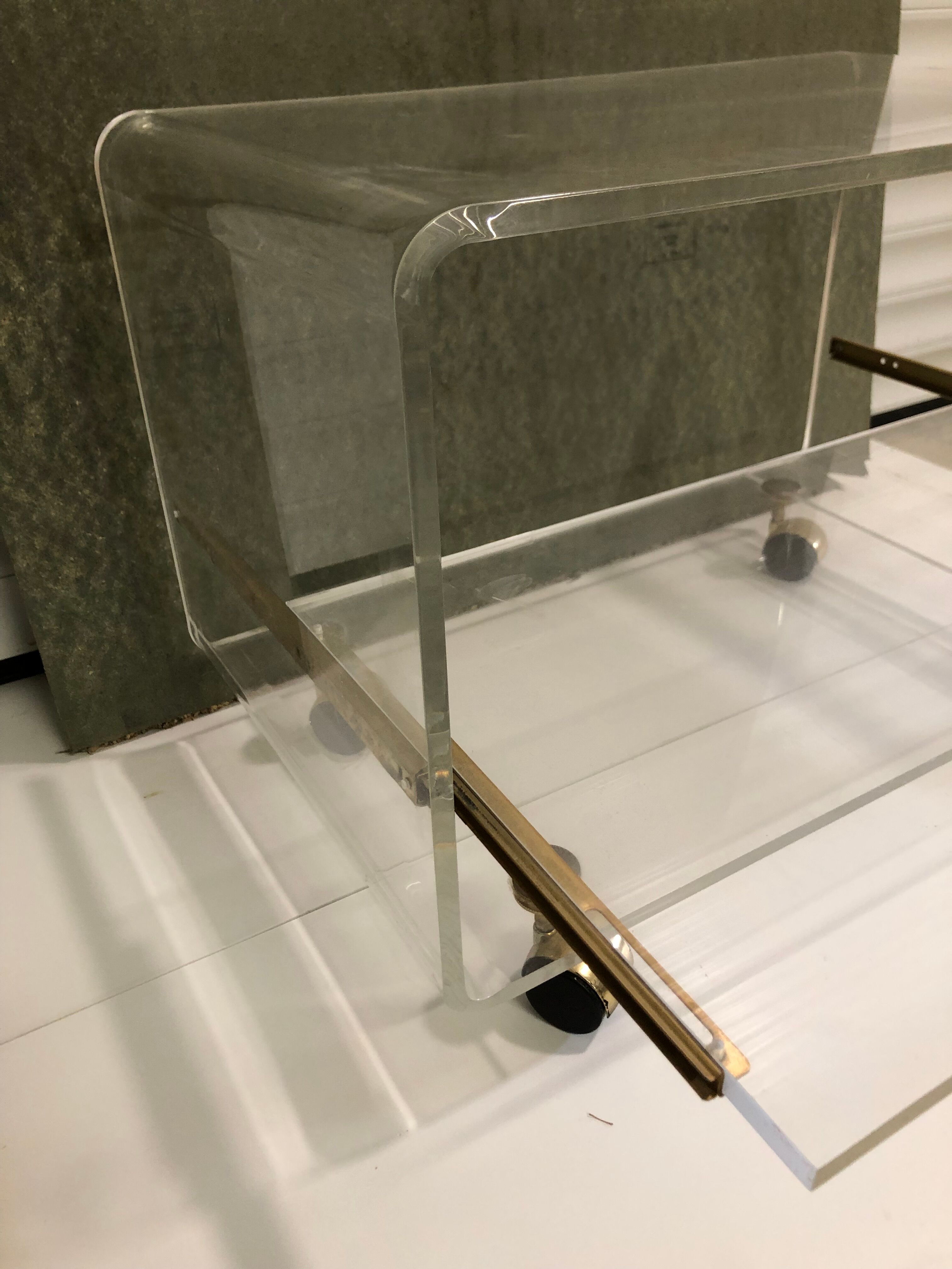 Hifi video plexiglass trolley