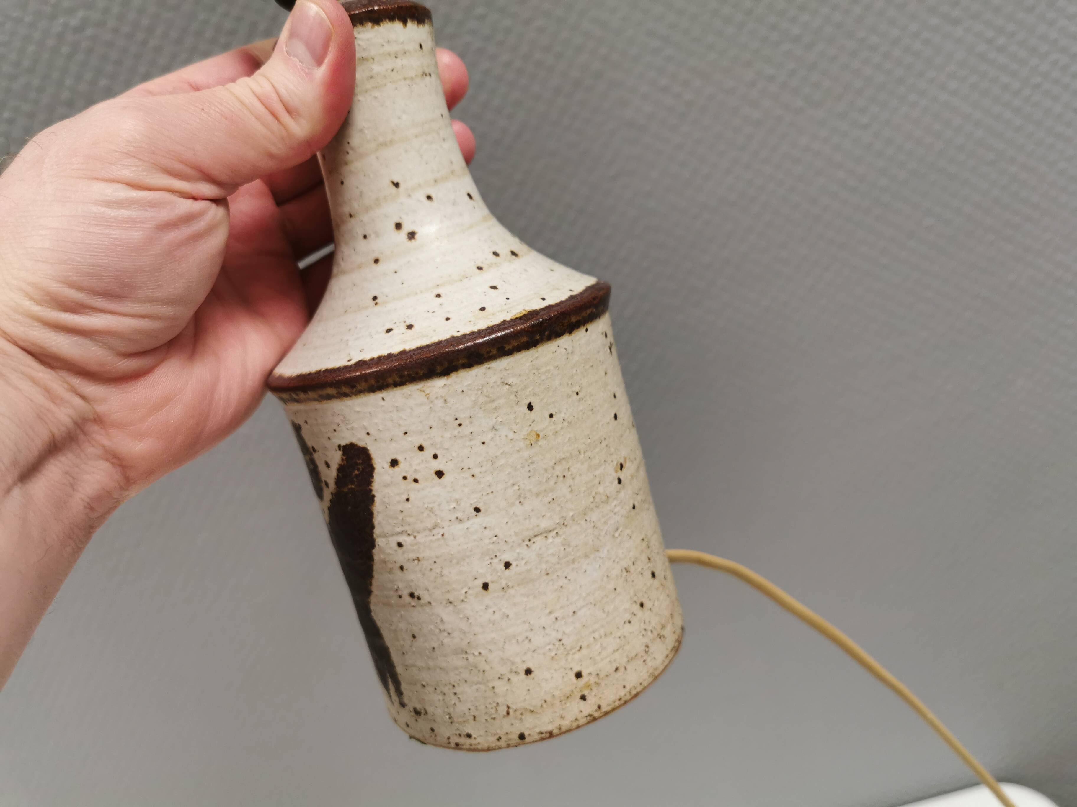 Table lamp in stoneware/ceramics by Danish Axel Larsen 1970-80s