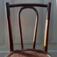 Chaises de style bistrot parisien