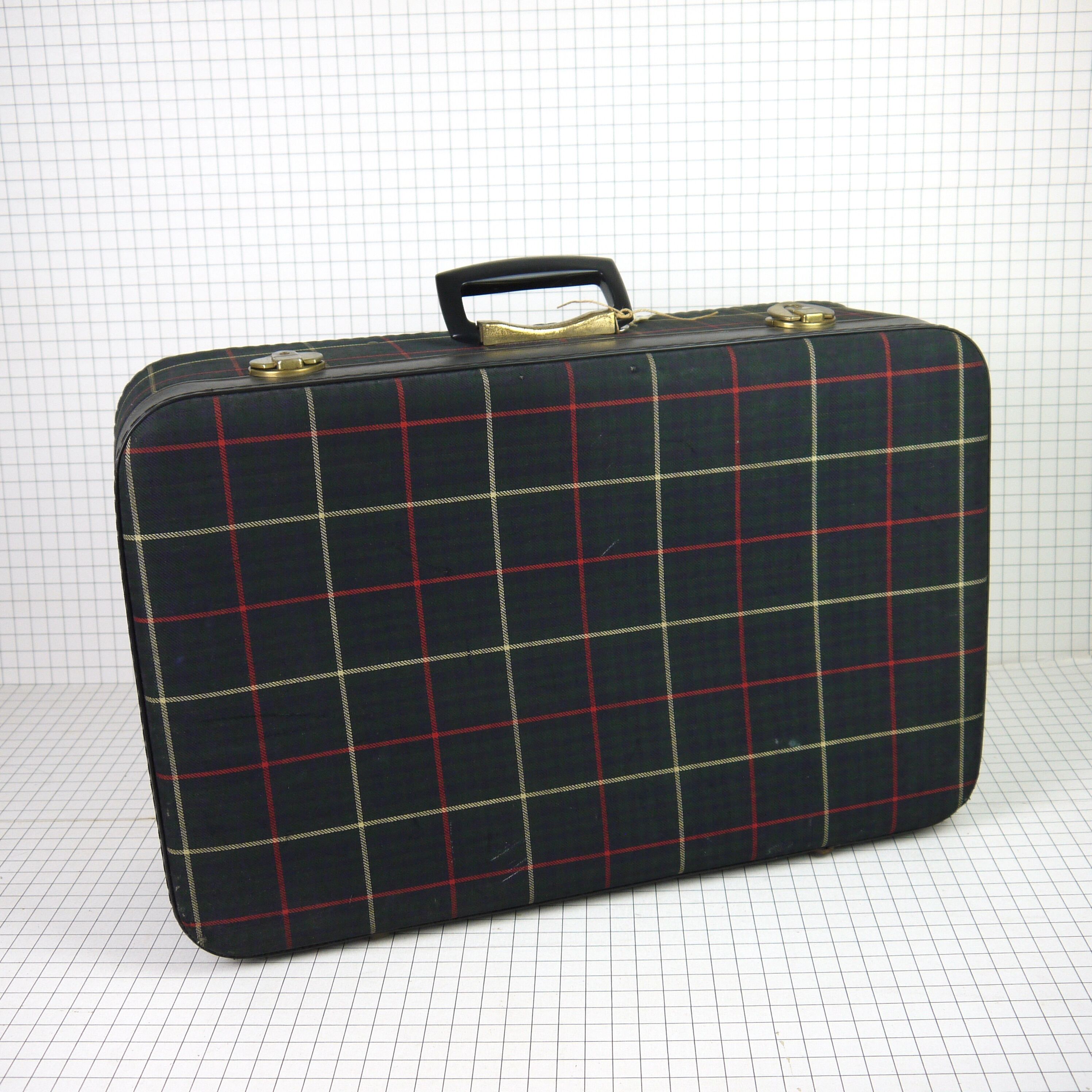 Green scottish fabric case with key