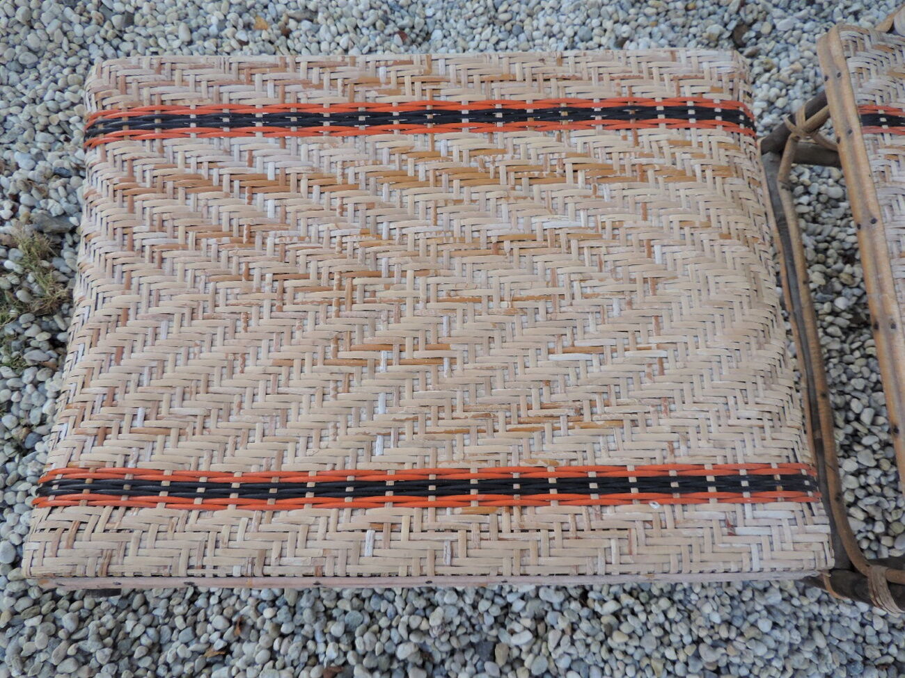 rattan chaise longue with its foot rest 1930