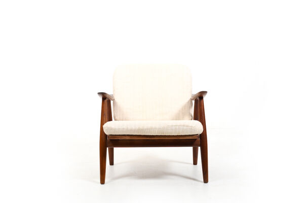 Fauteuiln GE-270 en teck par Hans J. Wegner pour Getama