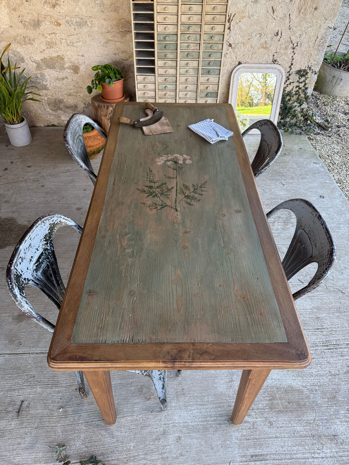 Hand-painted table