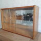 Vitrine murale en placage chêne vintage
