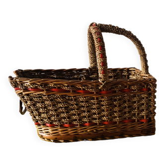 Vintage bottle holder in wicker, rattan and red scoubidou