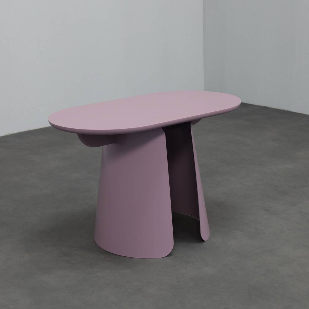 Side table Totem Pill by Puik Design pastel violet