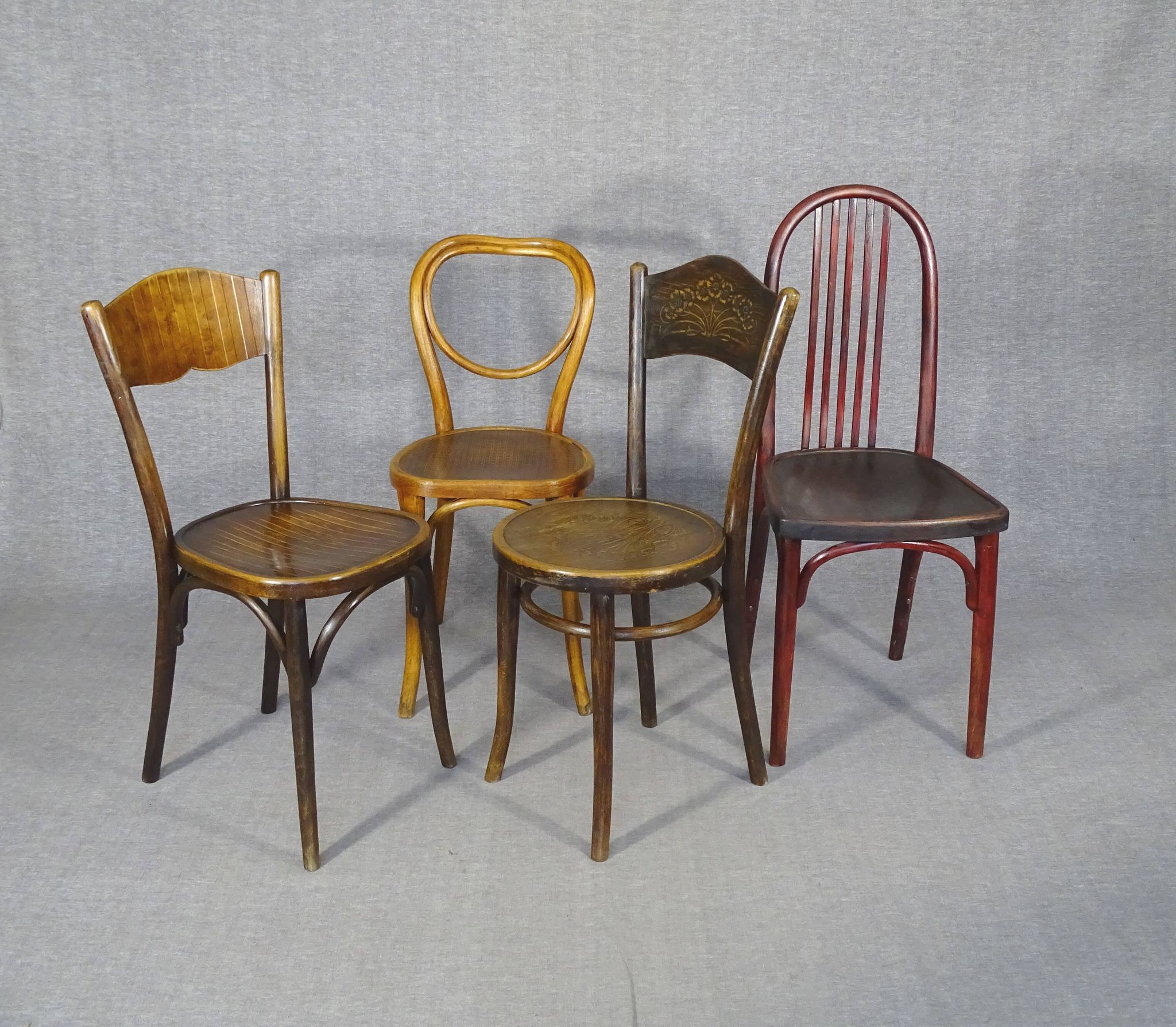 Set of 4 bistro chairs 1910/1930 curved wood, thonet, fischel etc