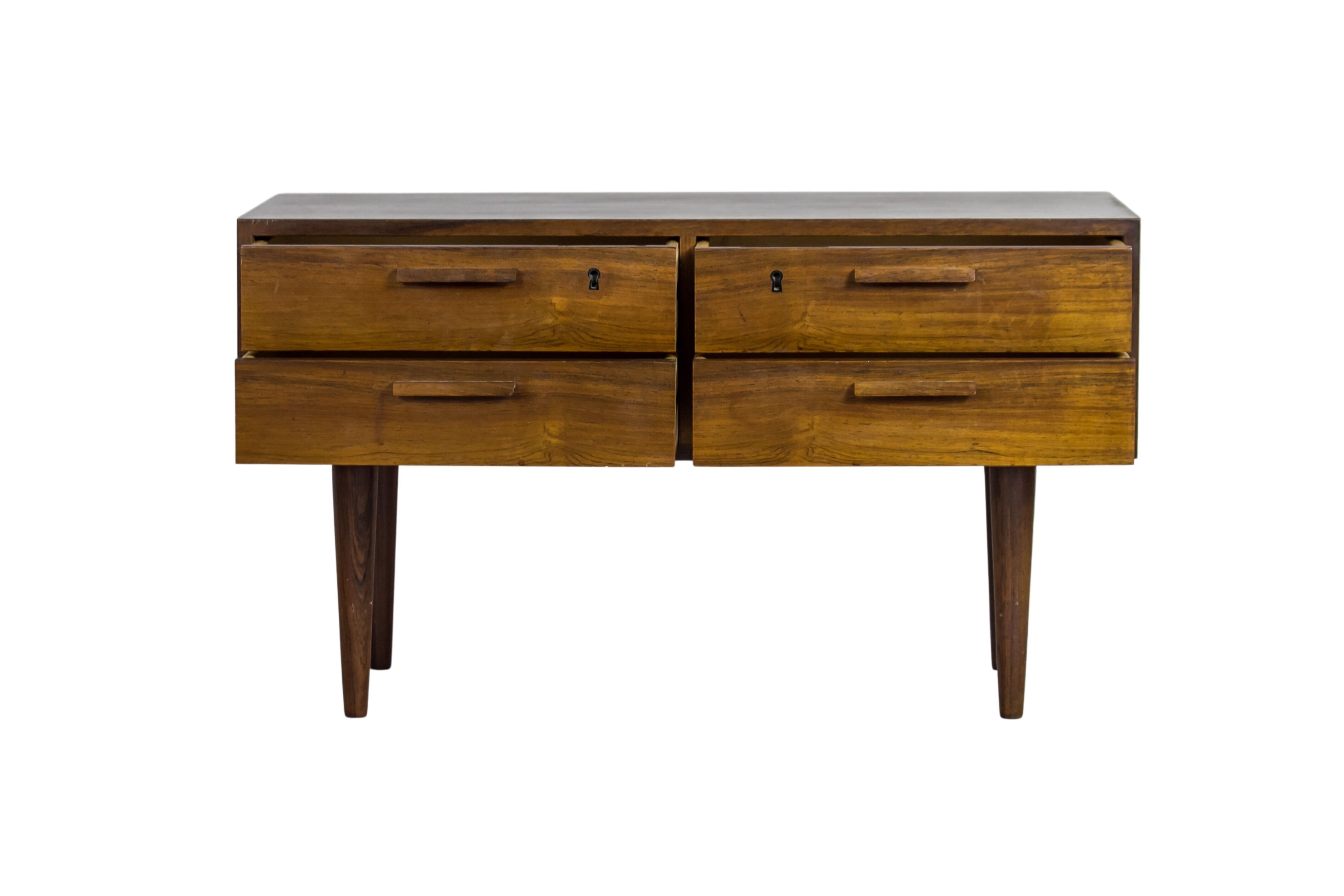 Rosewood chest of drawers