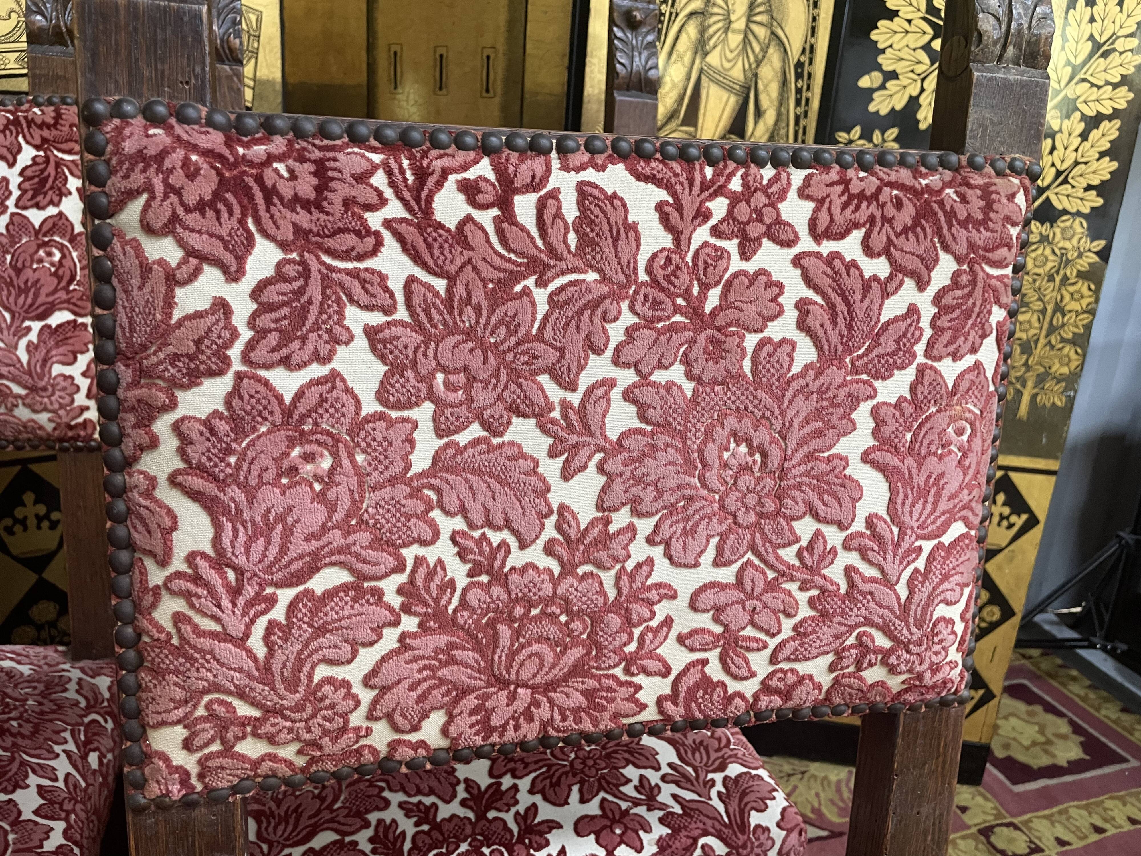 Suite of 6 Renaissance style chairs - High Period