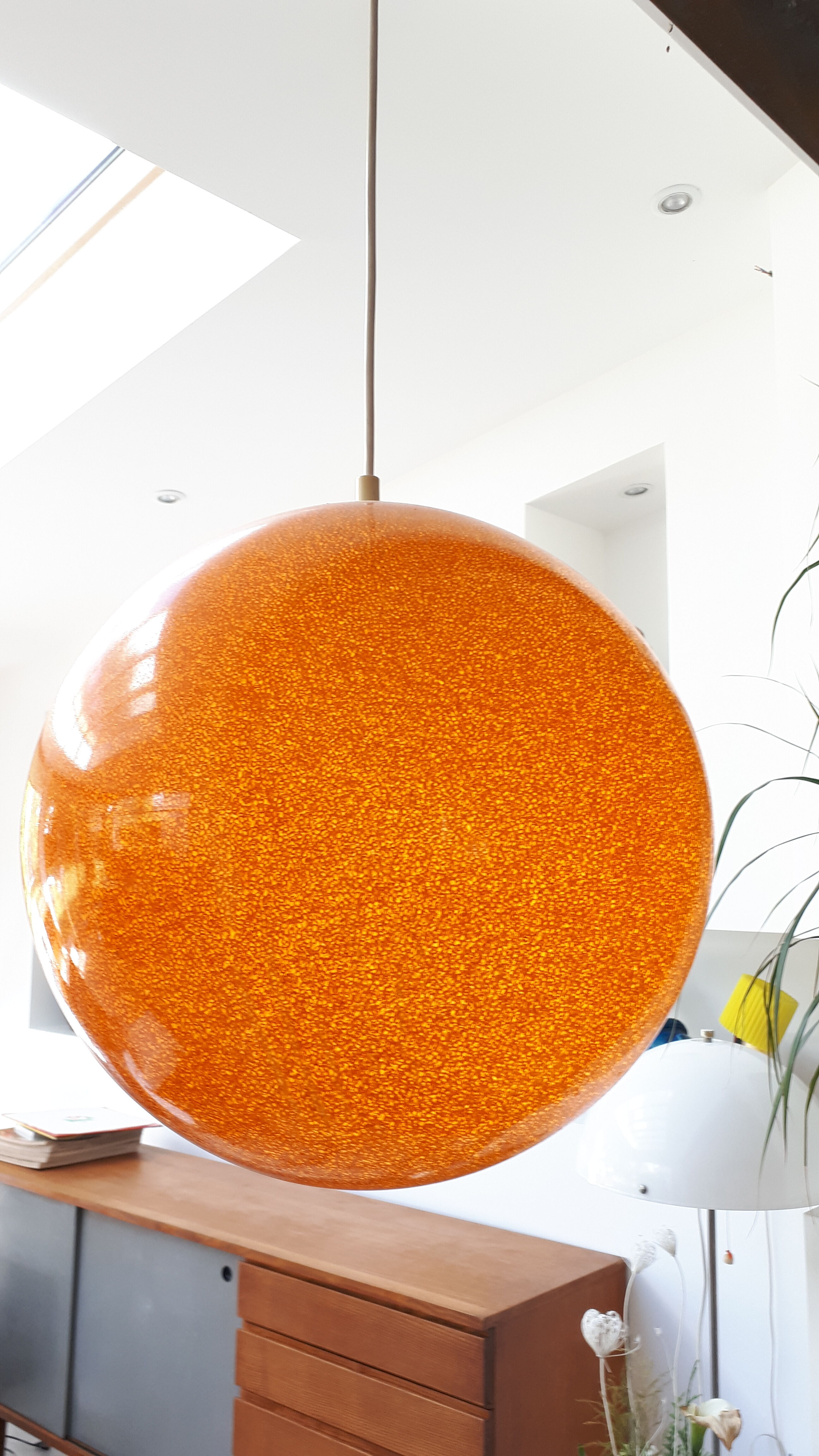 Globe Orange plastic style perspex, years 70/80