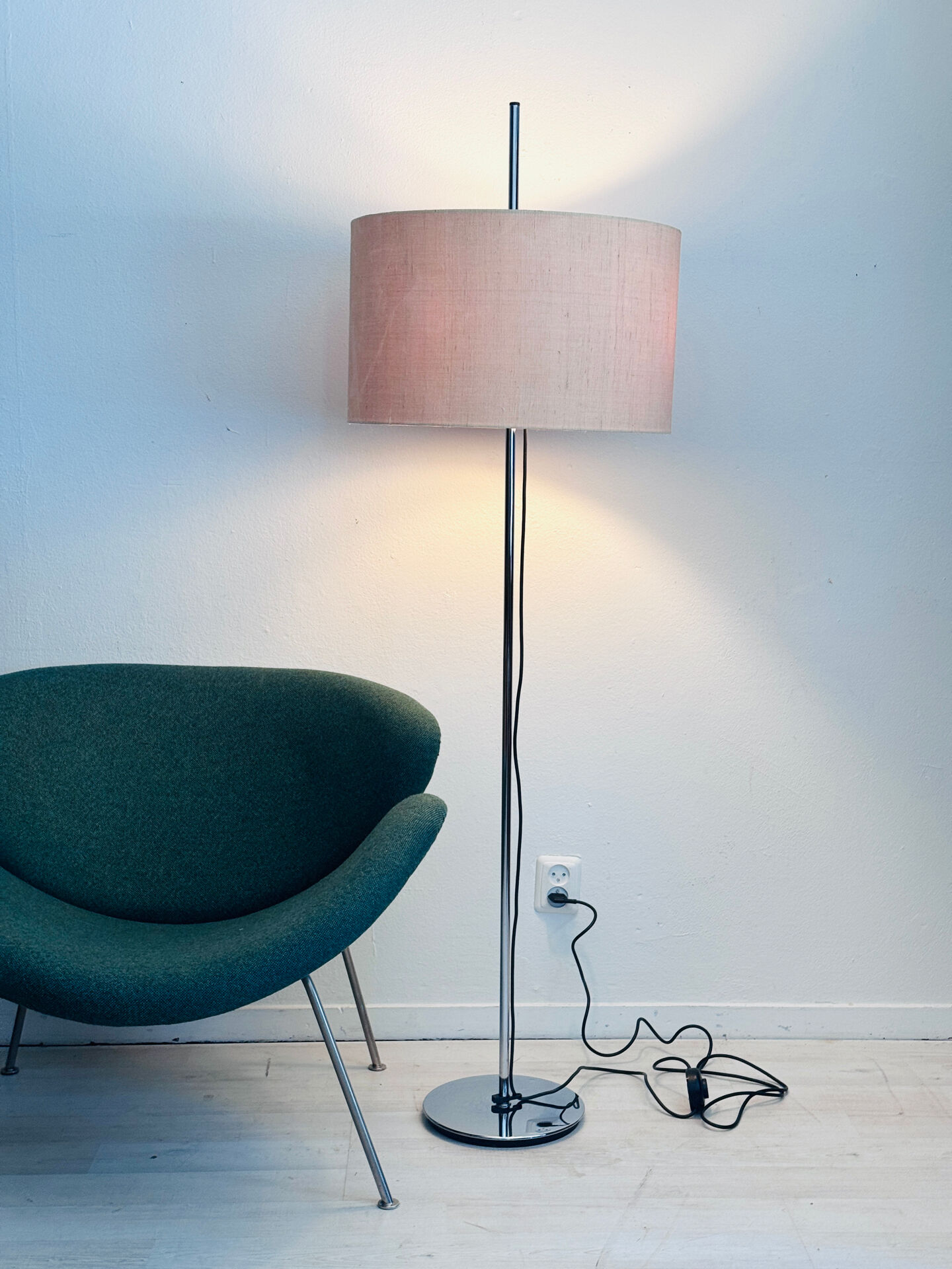 Vintage minimalist floor lamp Staff Leuchten 1960
