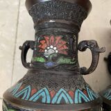 China Pair of bronze vases 19th century