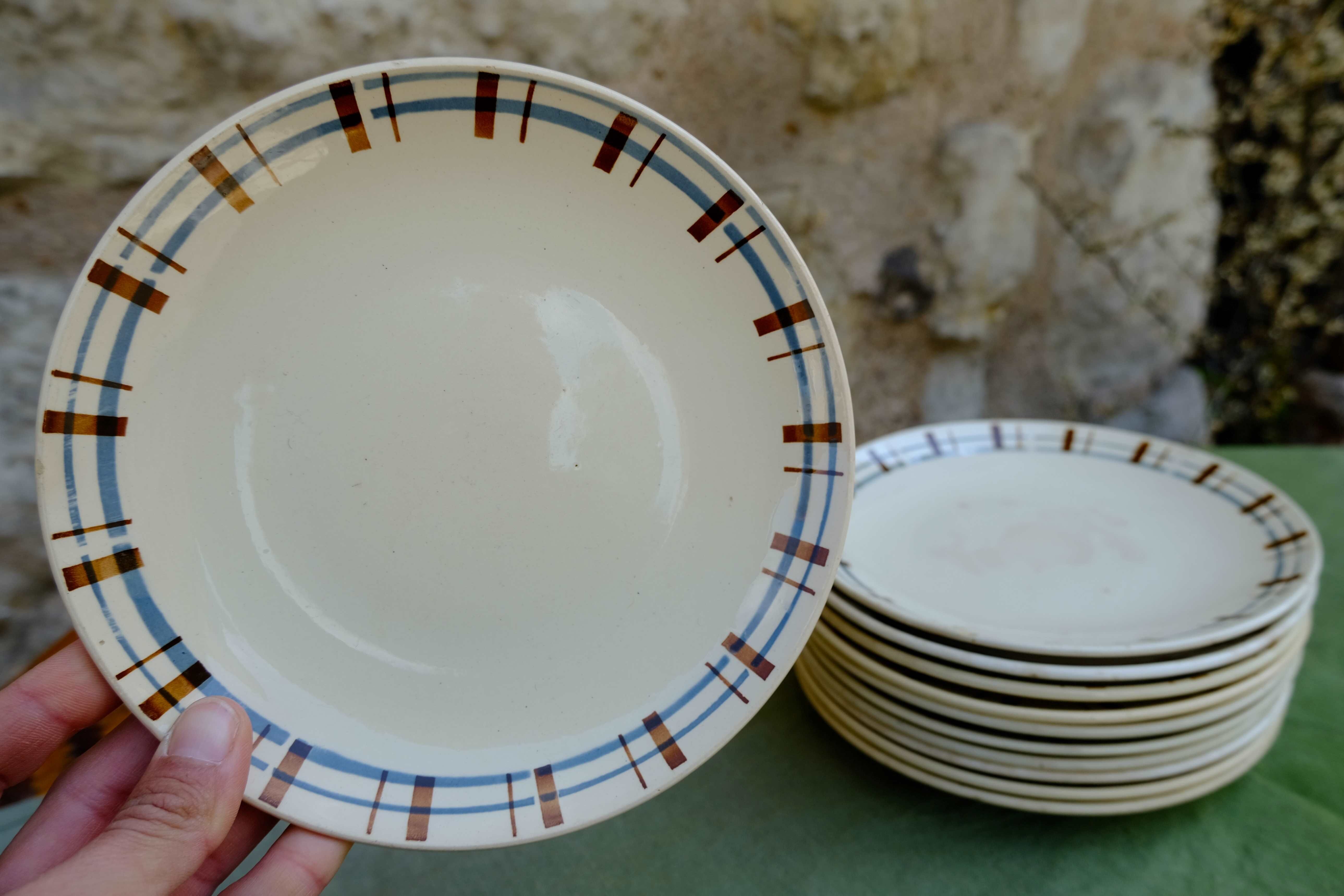 Cheese or dessert plates, Digoin and Sarreguemines 9205