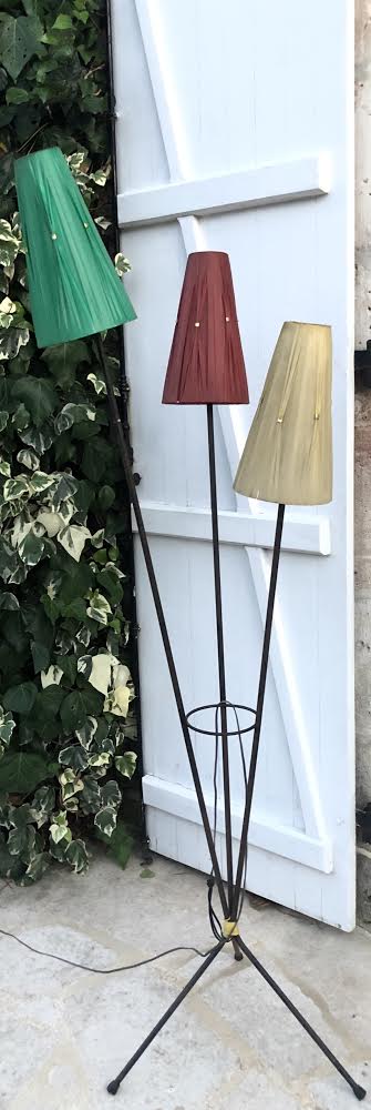 Tripod lamppost 50s
