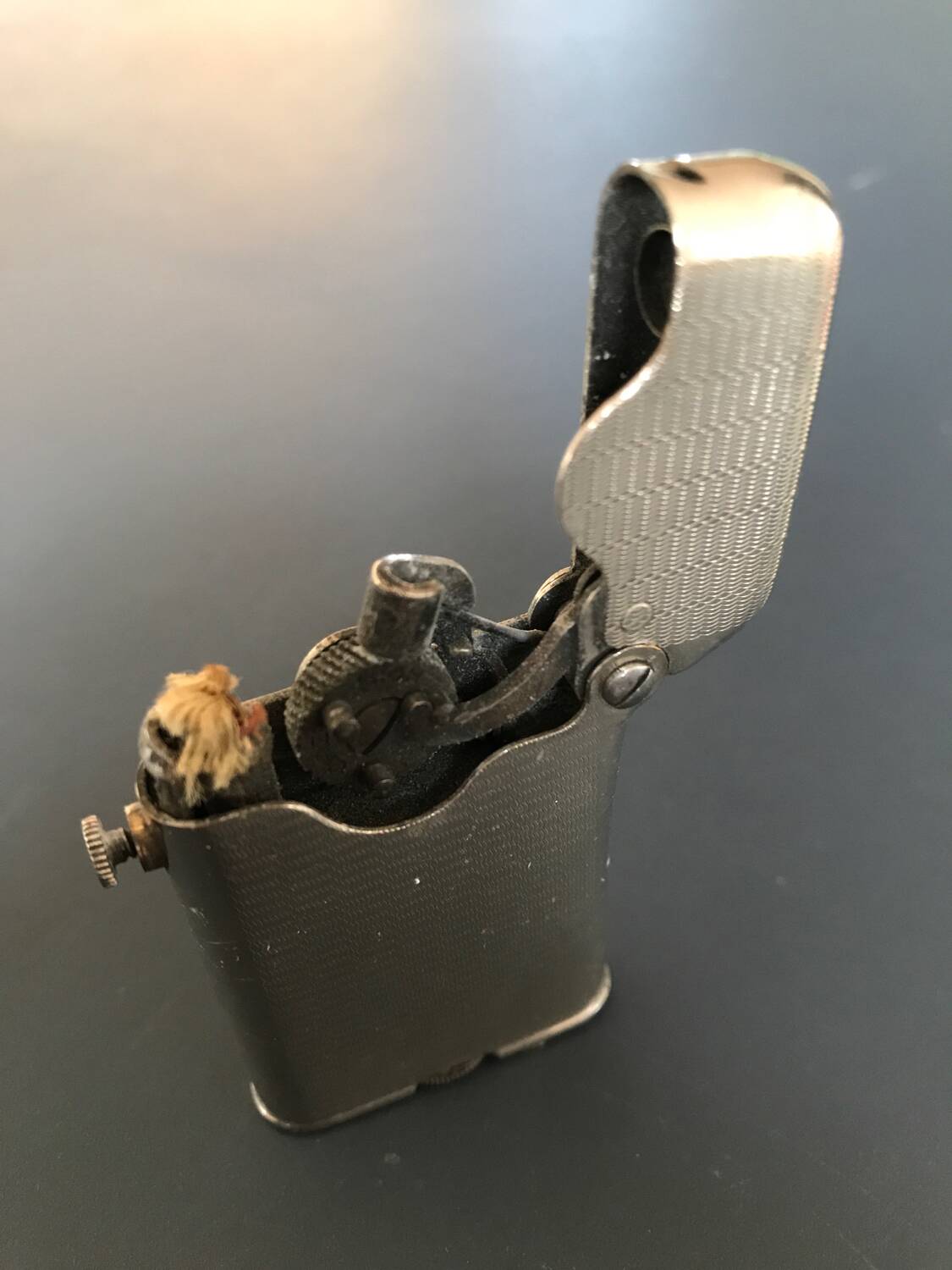 Automatic petrol lighter Thorens 81816