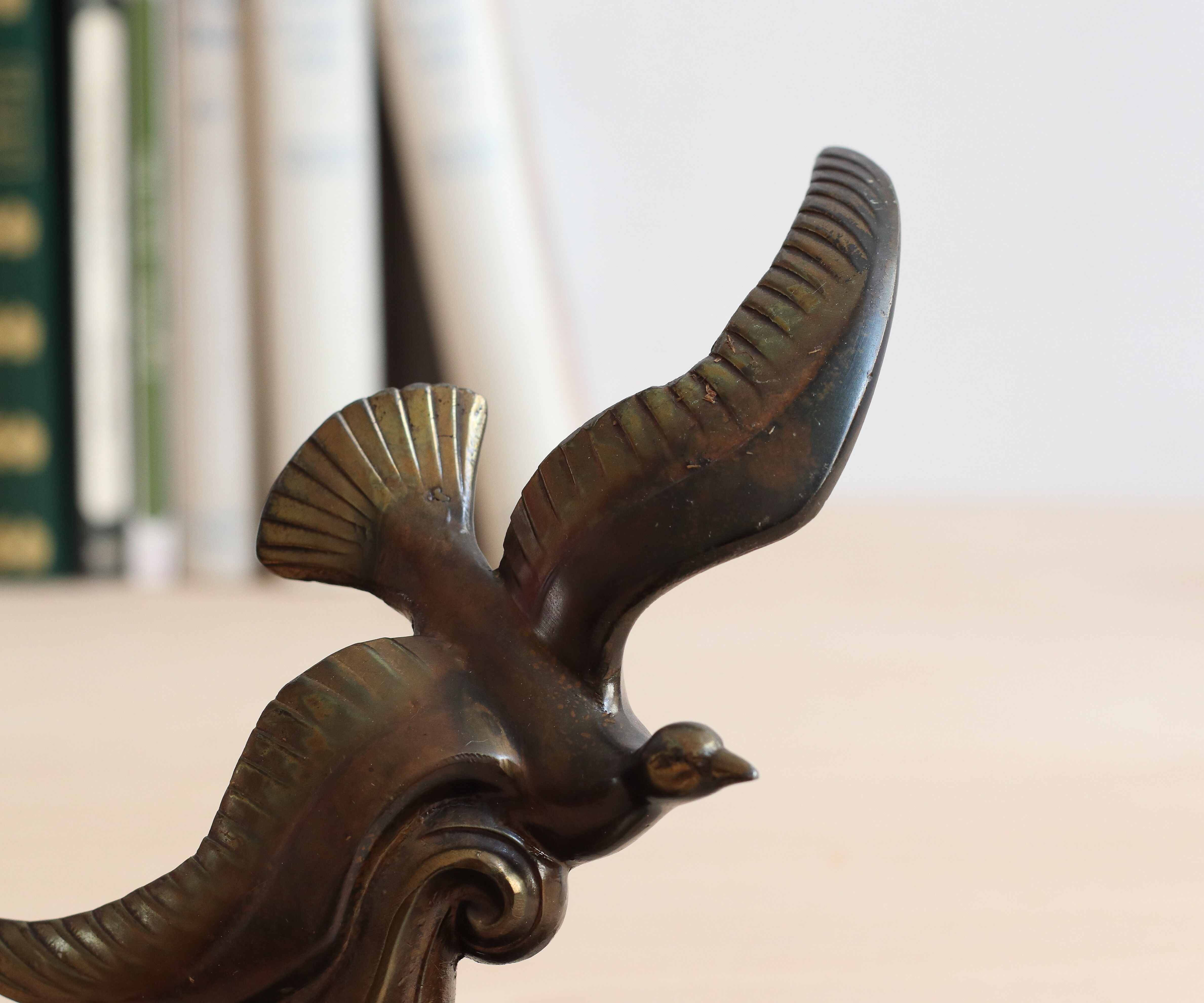 Pair of art deco seagull bookends in regulation and marble