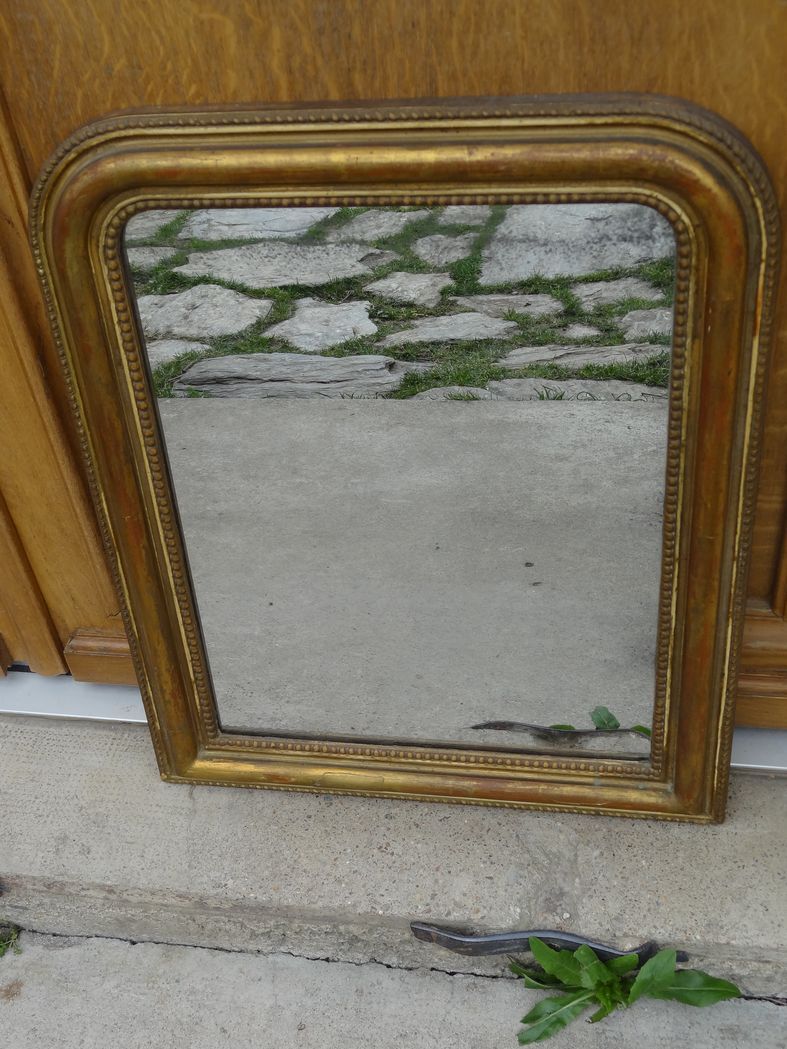 Miroir Louis Philippe en bois doré H 64 cm