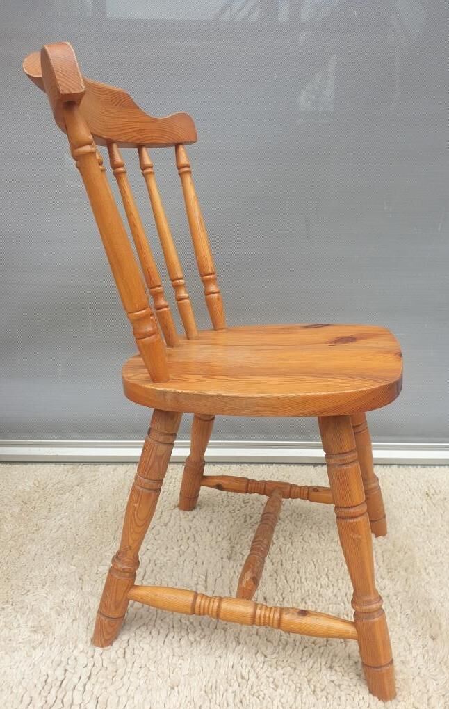 Trio Chairs Country Shaker