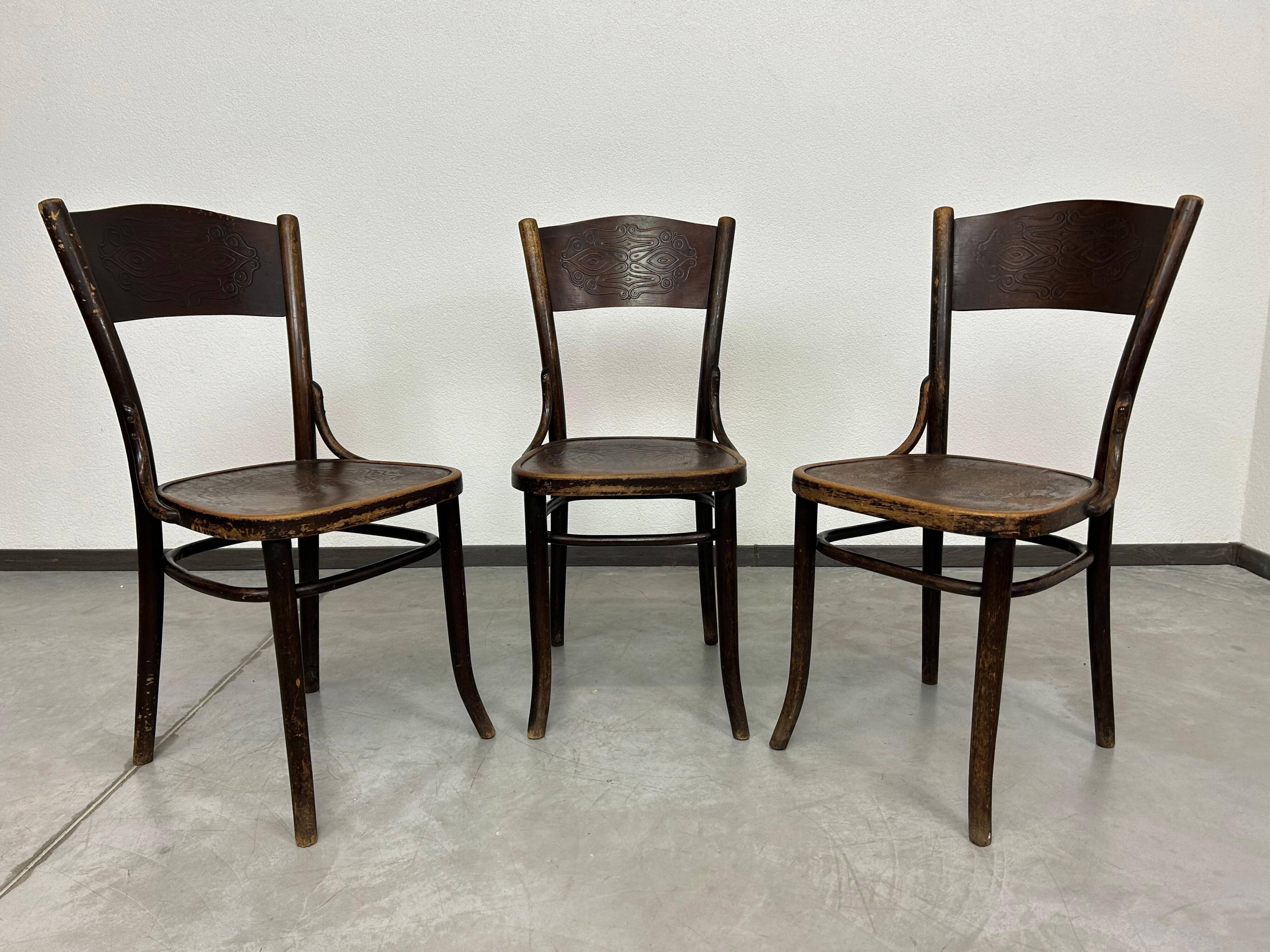 Ensemble de 3 chaises de salle à manger par J&J Kohn