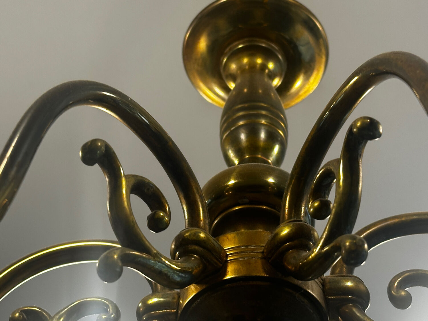 Brass Mid-Century Chandelier - 6 light branches