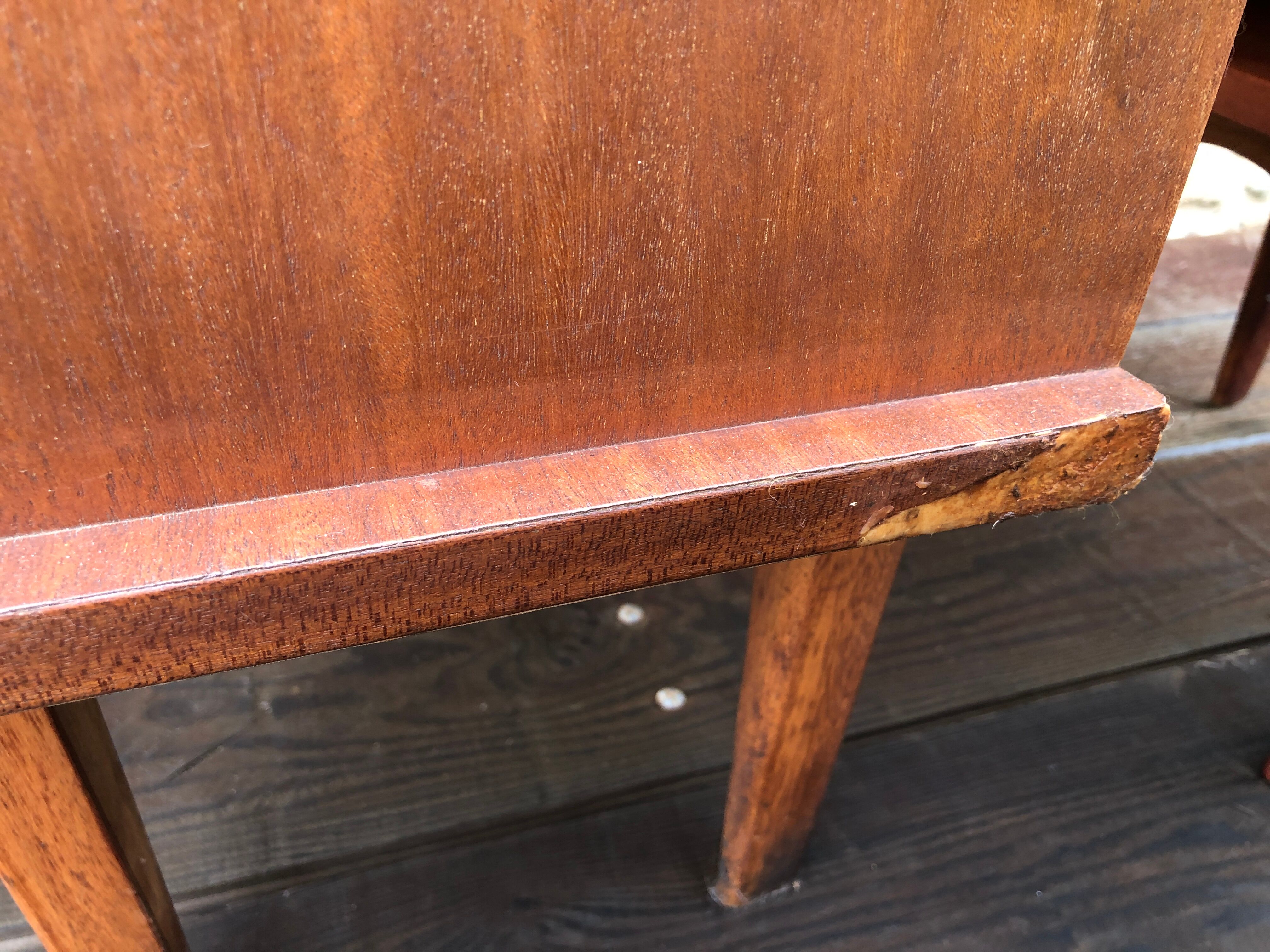 Pair of vintage bedsides 60