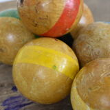 Set of 6 wooden balls.