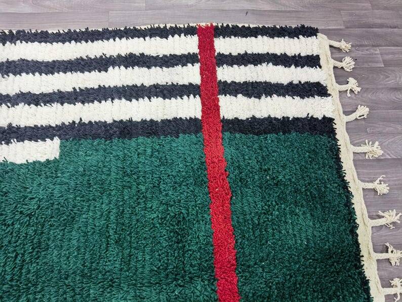 Magnifique tapis berbère vert décoré 200/300cm