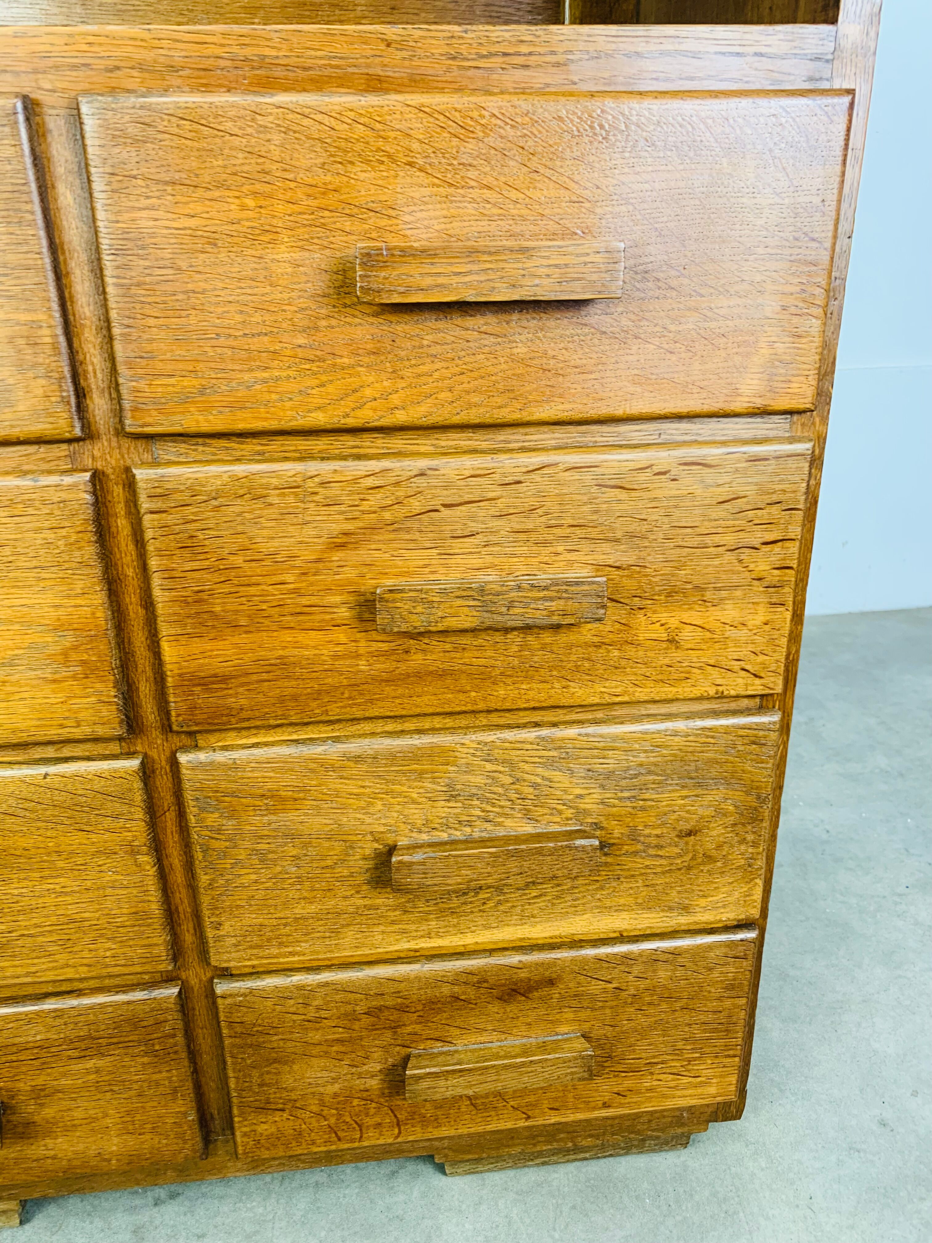 Art Deco work cabinet with drawers, in oak, chest of drawers format.