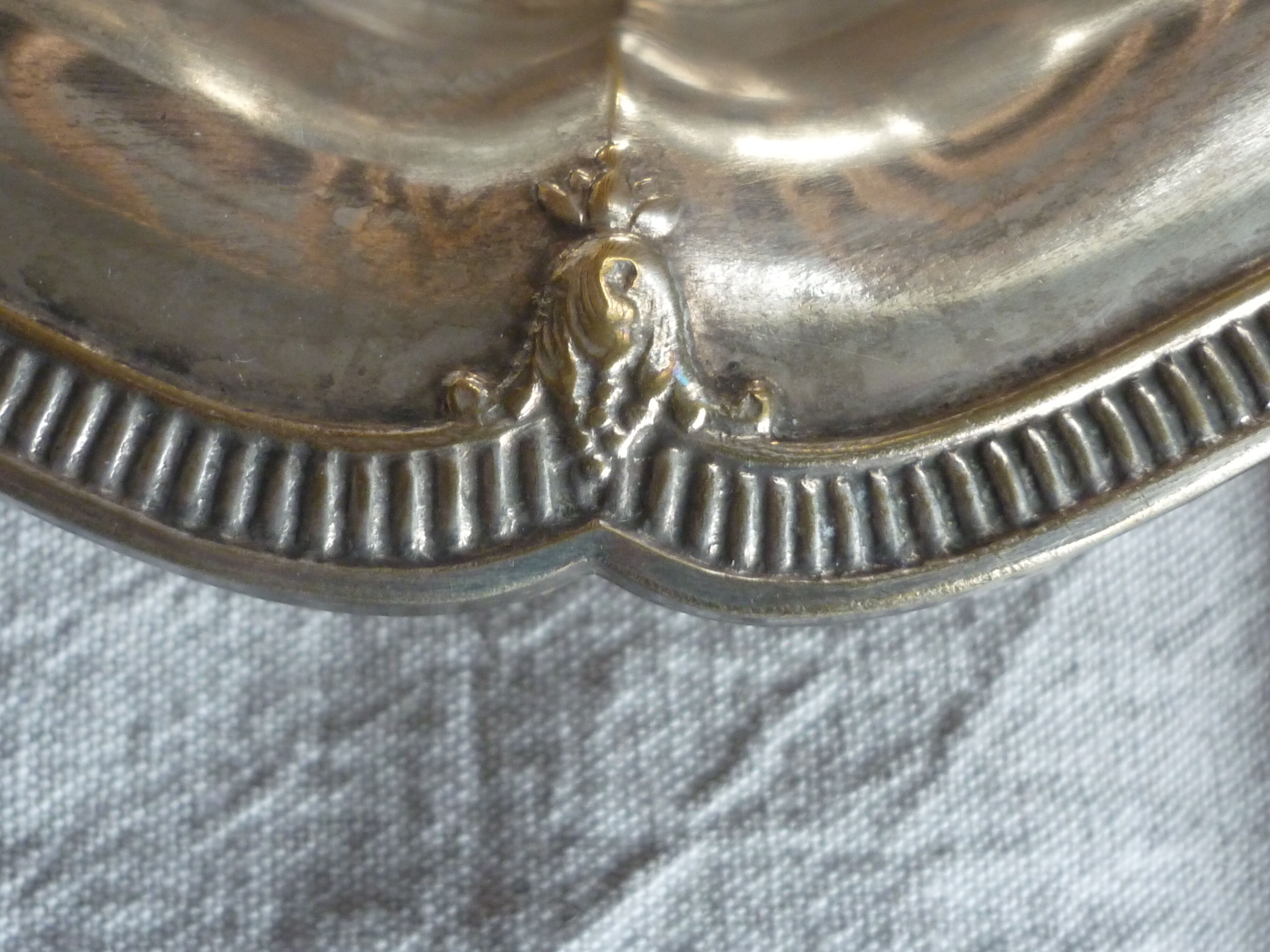 Silver metal bread basket dish