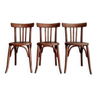 Suite de 3 chaises bistrot anciennes en bois