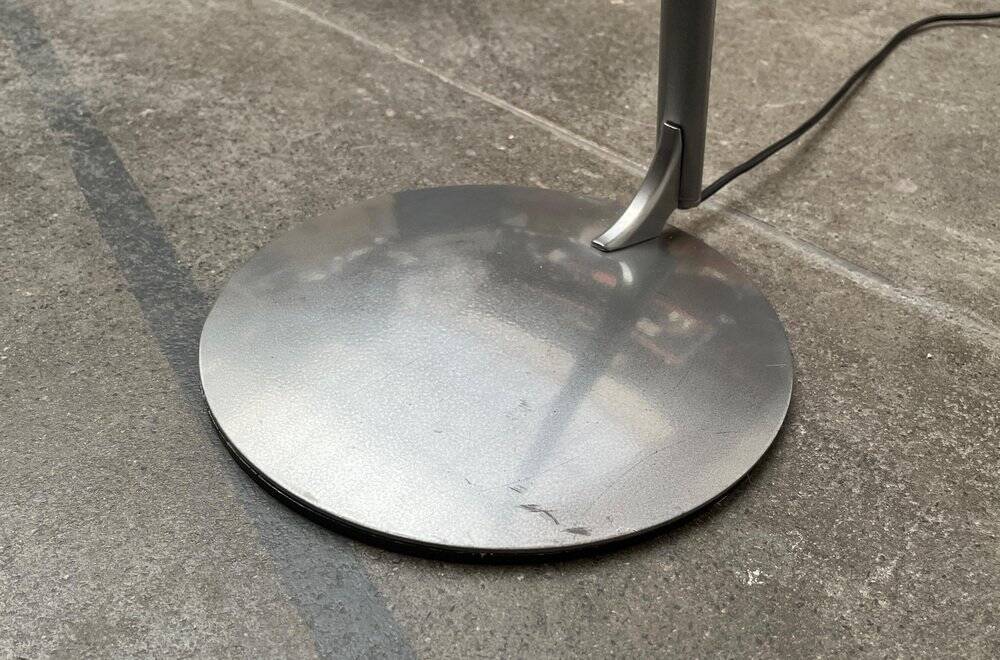 Zeta Terra floor lamp, postmodern Italian by Giuseppe Linardi for Lumina, 1990s.