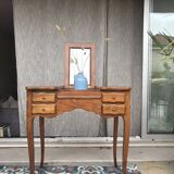 Beautiful dressing table and desk