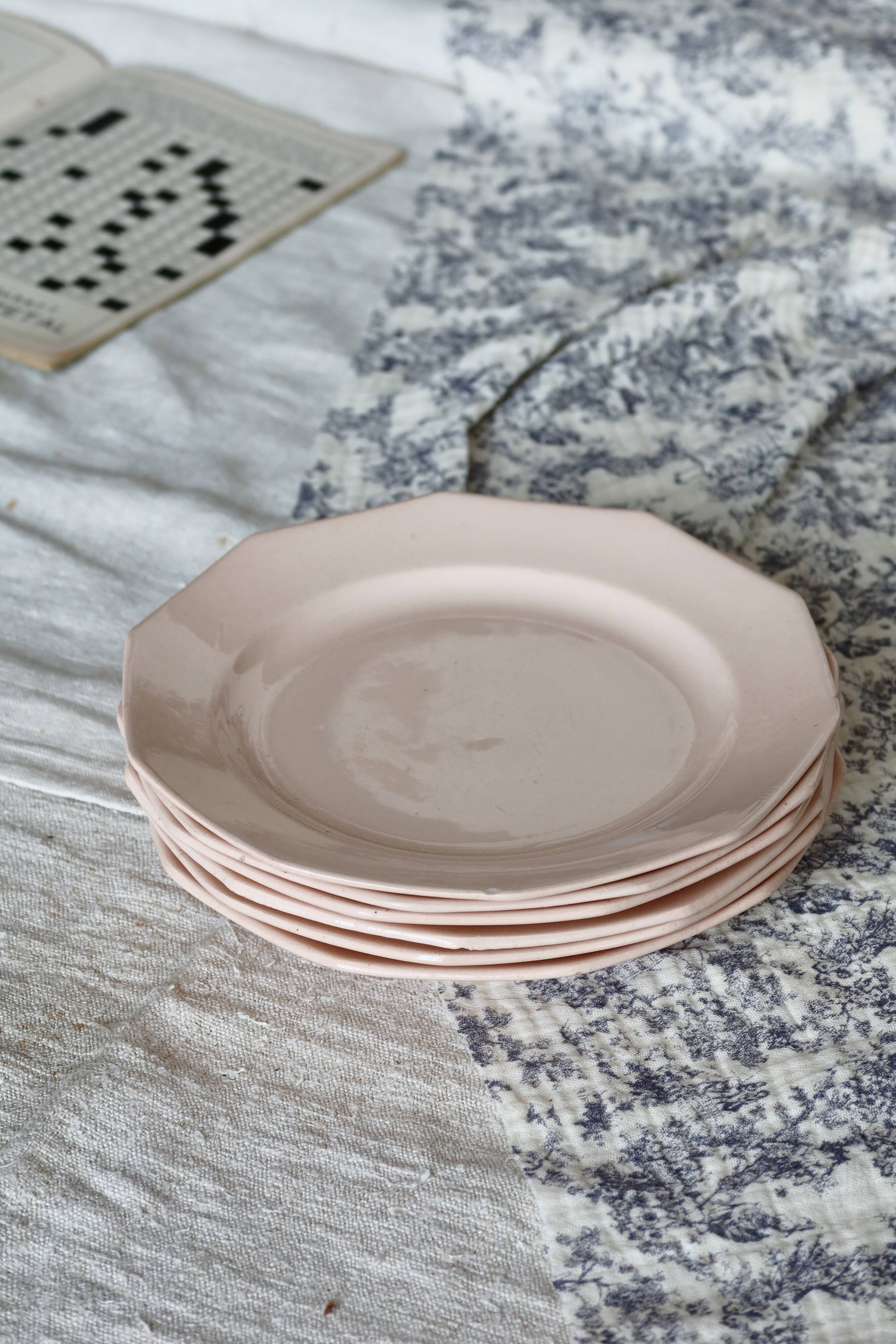 6 assiettes à dessert vintage faïence rose pâle – Forme octogonale