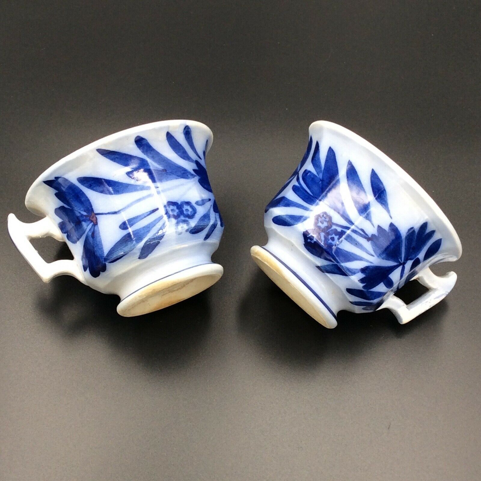 2 cups sarreguemines and digoin décor fleuri bleu